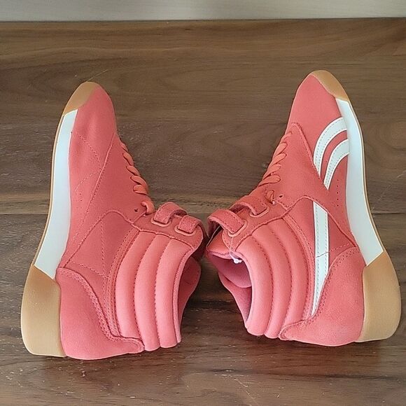 NEW Reebok Women’s 6.5 Freestyle Hi Shoes Sneakers Suede Leather Coral Orange - Picture 10 of 12